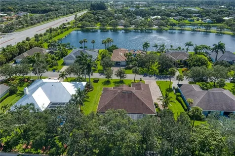 945 White Tail Avenue SW Vero Beach FL 32968