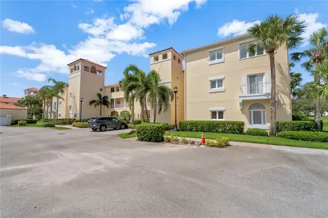 5075 Harmony Circle Vero Beach FL 32967