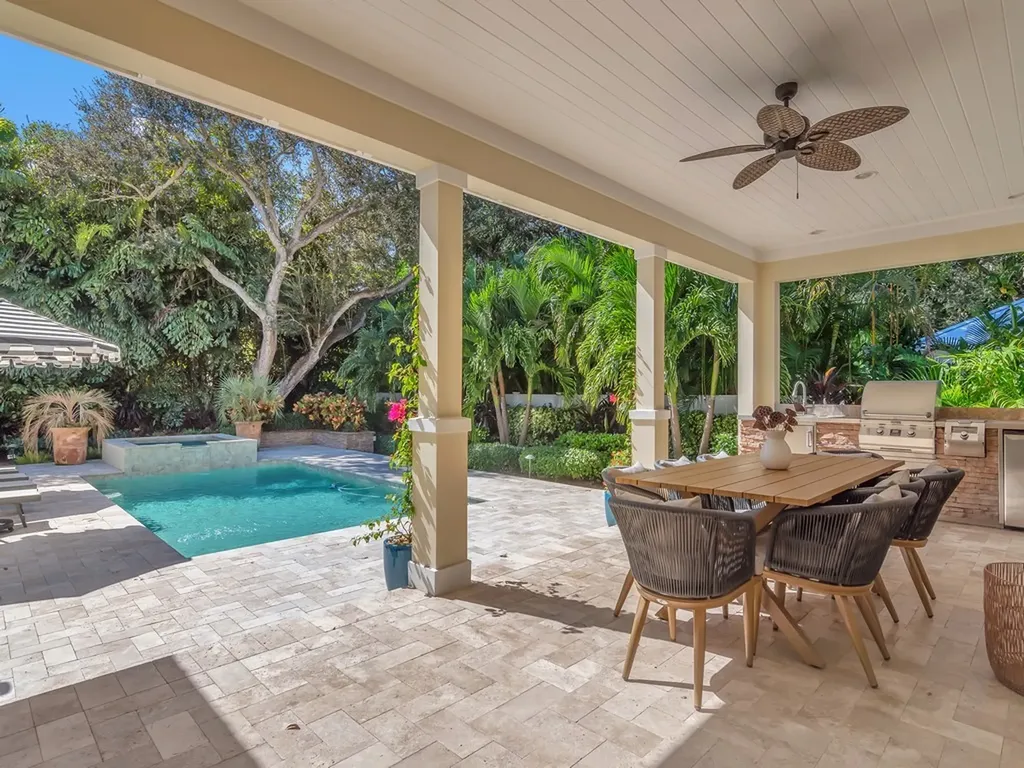 548 Conn Way Vero Beach FL 32963