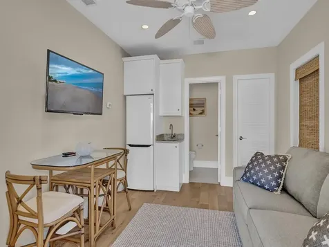 548 Conn Way Vero Beach FL 32963