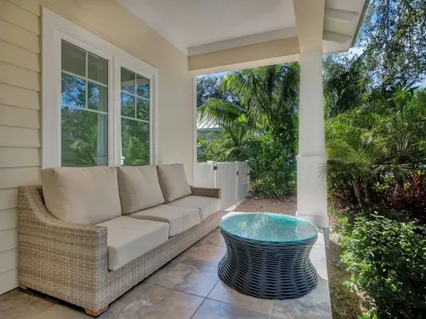 548 Conn Way Vero Beach FL 32963