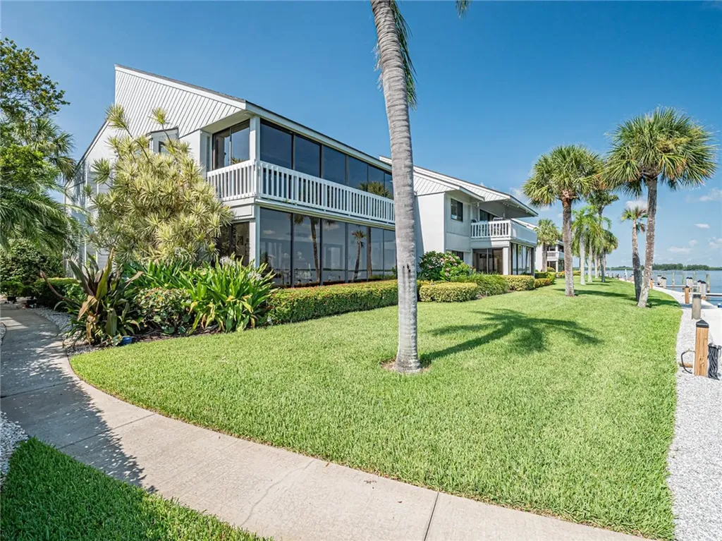 1776 Mooringline Drive Vero Beach FL 32963