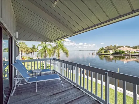 1776 Mooringline Drive Vero Beach FL 32963
