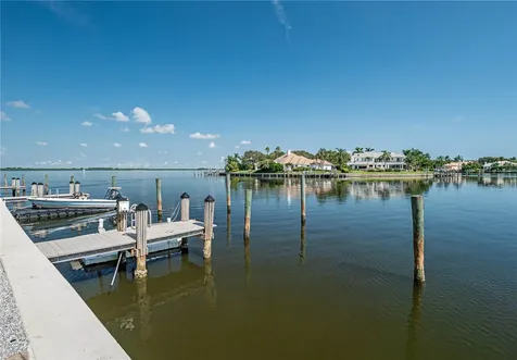 1776 Mooringline Drive Vero Beach FL 32963