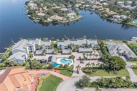 1776 Mooringline Drive Vero Beach FL 32963