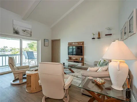 1776 Mooringline Drive Vero Beach FL 32963