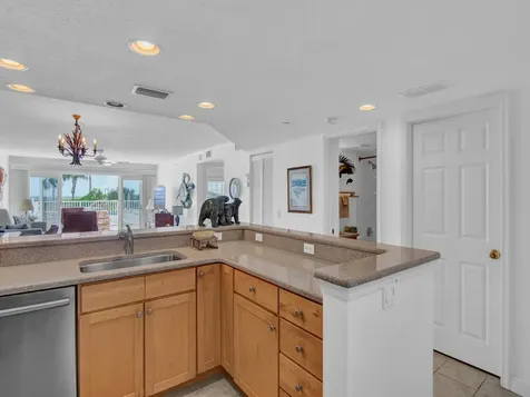 2700 Ocean Drive Vero Beach FL 32963