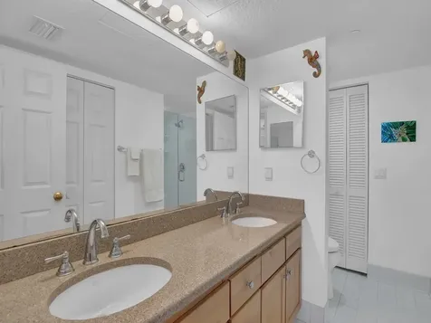 2700 Ocean Drive Vero Beach FL 32963