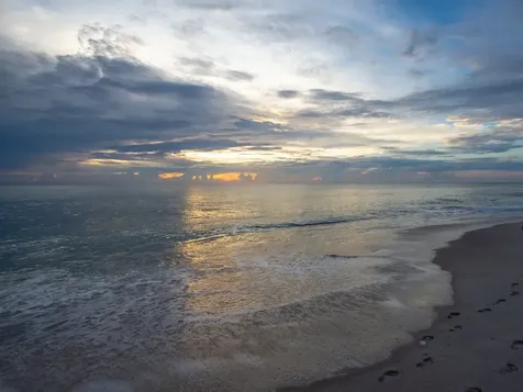 2700 Ocean Drive Vero Beach FL 32963