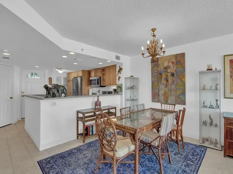 2700 Ocean Drive Vero Beach FL 32963