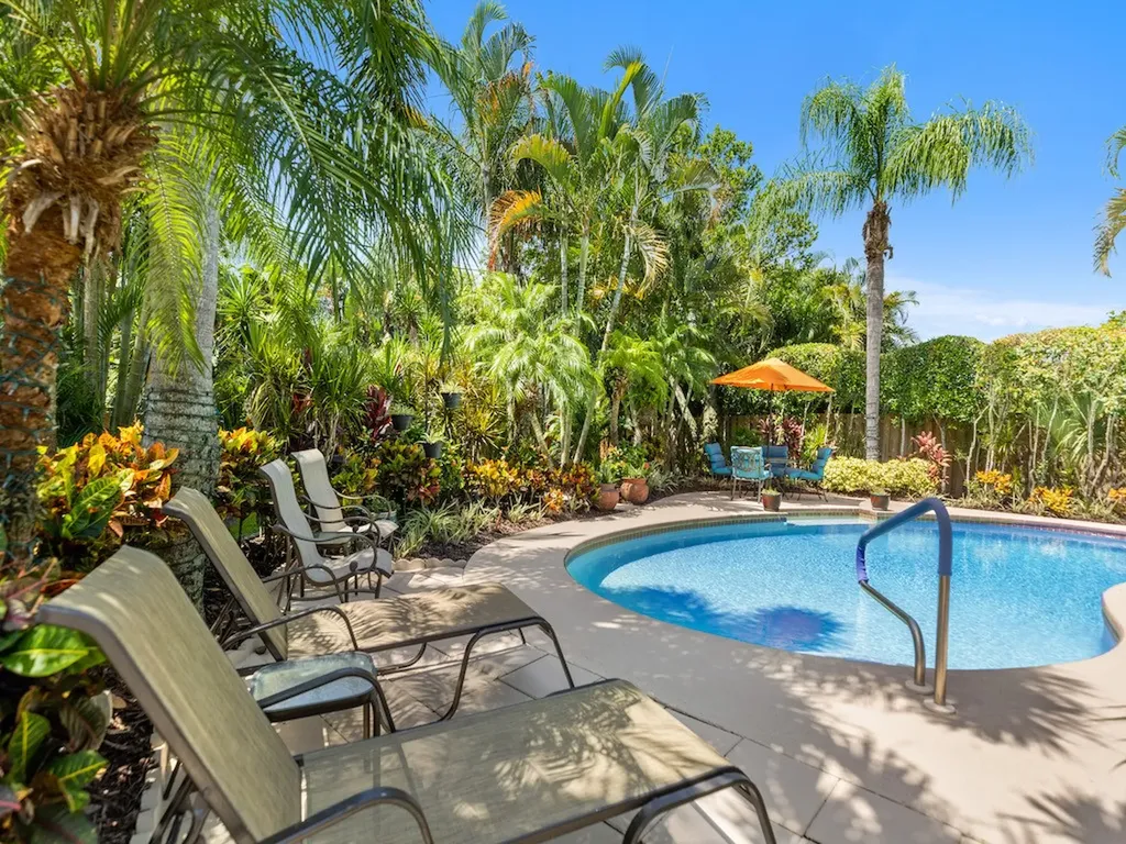 5945 24th Street Vero Beach FL 32966
