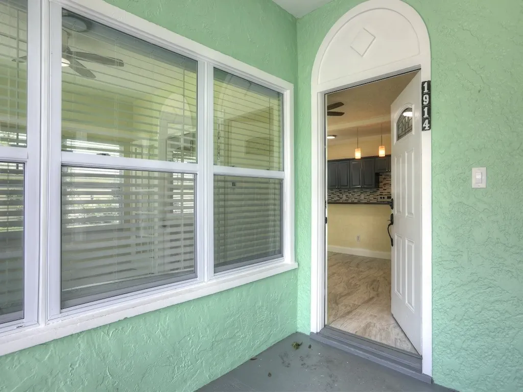 1914 25th Avenue Vero Beach FL 32960