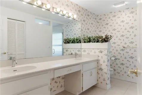 4367 2nd Square SW Vero Beach FL 32968