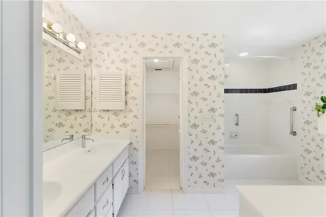 4367 2nd Square SW Vero Beach FL 32968