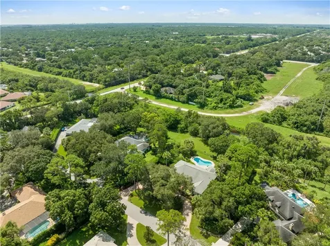 4367 2nd Square SW Vero Beach FL 32968
