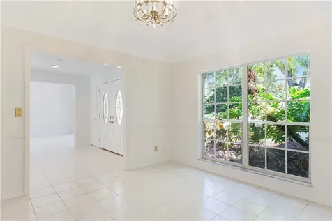 4367 2nd Square SW Vero Beach FL 32968