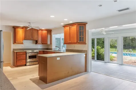 4367 2nd Square SW Vero Beach FL 32968