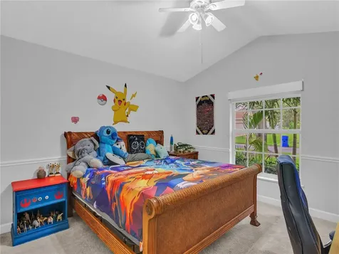 340 40th Court SW Vero Beach FL 32968