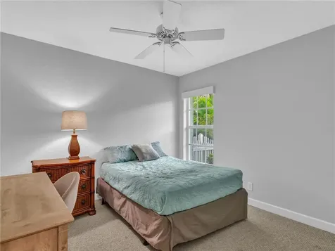 340 40th Court SW Vero Beach FL 32968