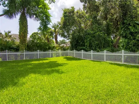 340 40th Court SW Vero Beach FL 32968