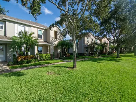 1690 Pointe West Way Vero Beach FL 32966