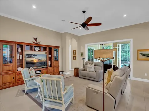 1397 W Island Club Square Vero Beach FL 32963