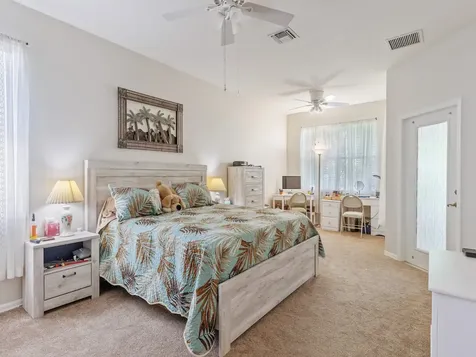 5525 W 1st Square SW Vero Beach FL 32968