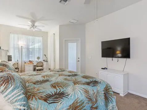 5525 W 1st Square SW Vero Beach FL 32968