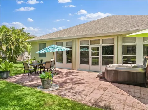 5525 W 1st Square SW Vero Beach FL 32968