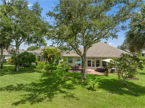 5525 W 1st Square SW Vero Beach FL 32968