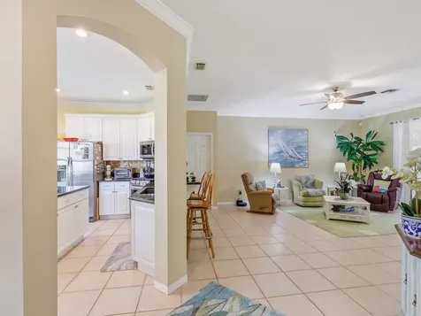5525 W 1st Square SW Vero Beach FL 32968