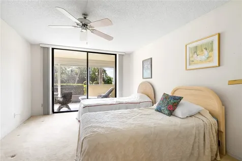 1825 Mooringline Drive Vero Beach FL 32963