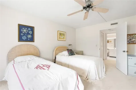 1825 Mooringline Drive Vero Beach FL 32963
