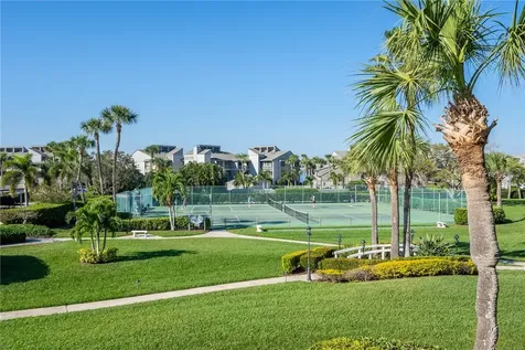 1825 Mooringline Drive Vero Beach FL 32963