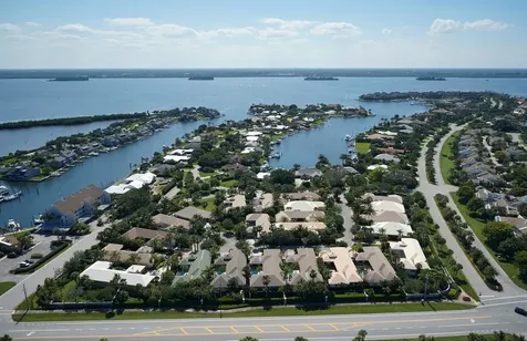 2130 Sea Mist Court Vero Beach FL 32963