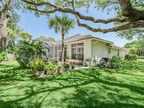 1215 Admirals Walk Vero Beach FL 32963