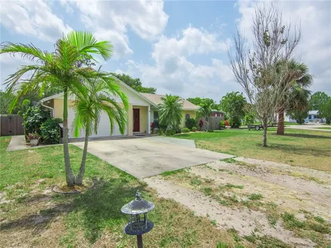 2915 Atlantic Boulevard Vero Beach FL 32960