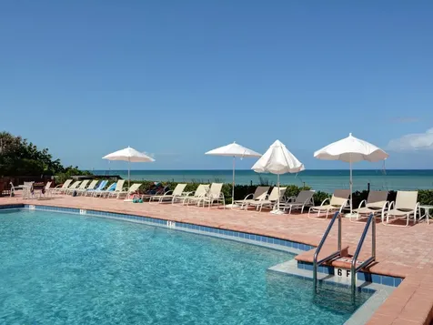 8705 Palm Tree Lane Vero Beach FL 32963