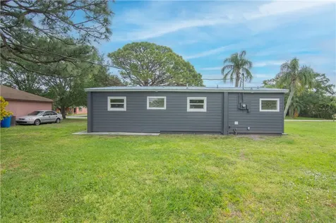 1561 5th Court Vero Beach FL 32960