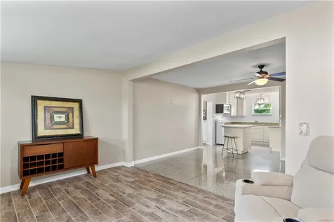1561 5th Court Vero Beach FL 32960