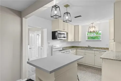 1561 5th Court Vero Beach FL 32960