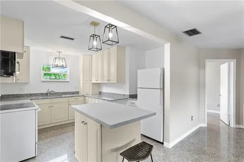 1561 5th Court Vero Beach FL 32960