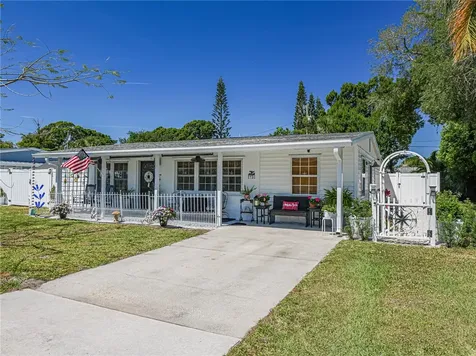 1731 5th Avenue Vero Beach FL 32960