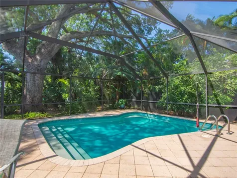 9555 Frangipani Drive Vero Beach FL 32963