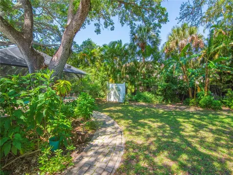 9555 Frangipani Drive Vero Beach FL 32963