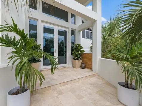 975 Sunrise Terrace Vero Beach FL 32963