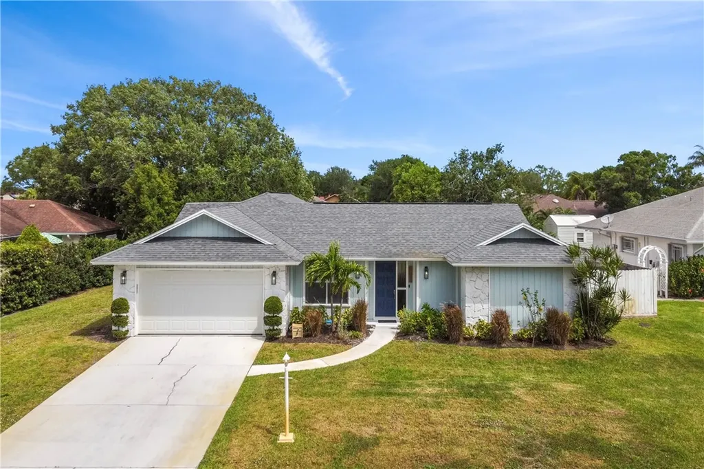 160 E Forest Park Drive Vero Beach FL 32962