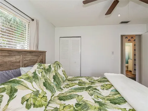 365 13th Avenue Vero Beach FL 32962