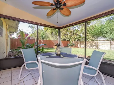 365 13th Avenue Vero Beach FL 32962