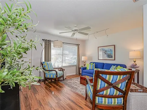 365 13th Avenue Vero Beach FL 32962
